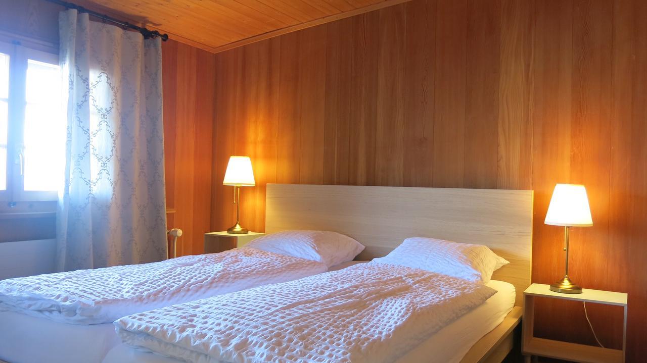 Hôtel Berghaus Obergmeind à Tschappina Extérieur photo